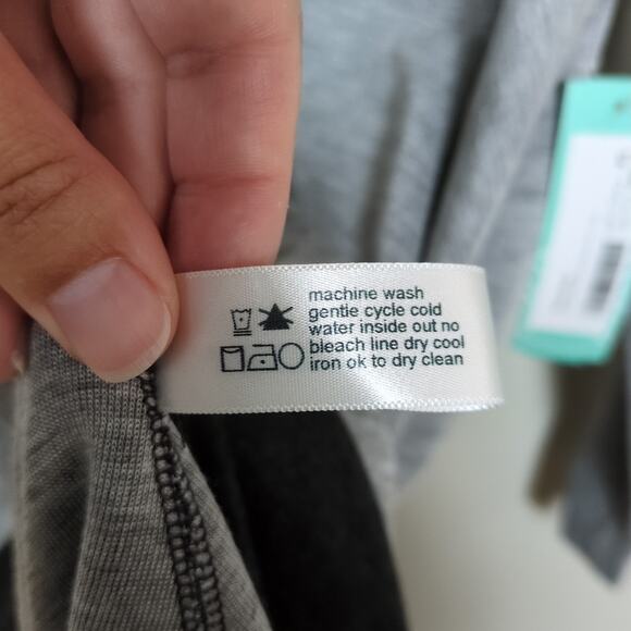 THREE DOTS Stitch Fix Light Grey Caren Reversible Knit Top Asymmetric Women's XS - Picture 6 of 6